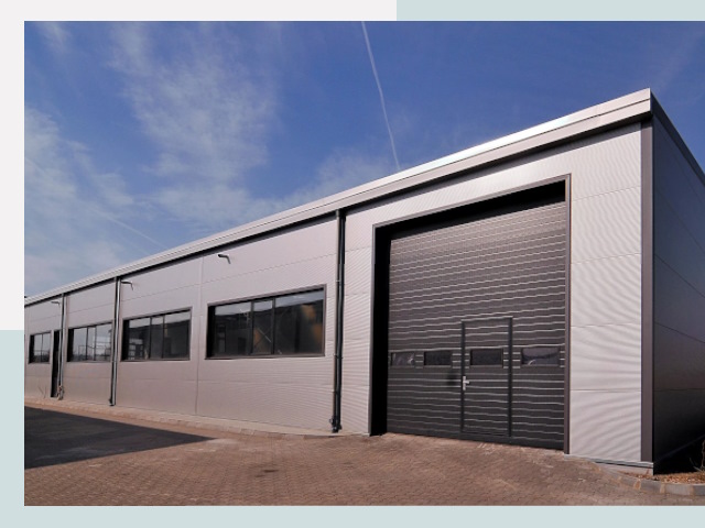 Быстровозводимые склады от СтальСтрой-Реж по цене 657 руб.